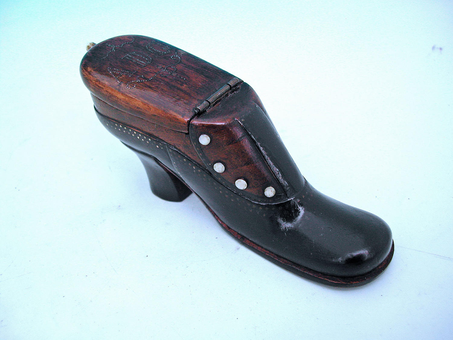 19thc Beech Decorated Shoe Snuff Initialed A D G . English. C1860-80.