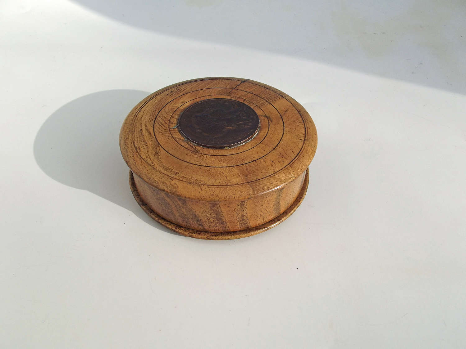 Antique Treen 19thc Elm Snuff Box With French Coin In The Lid.  French