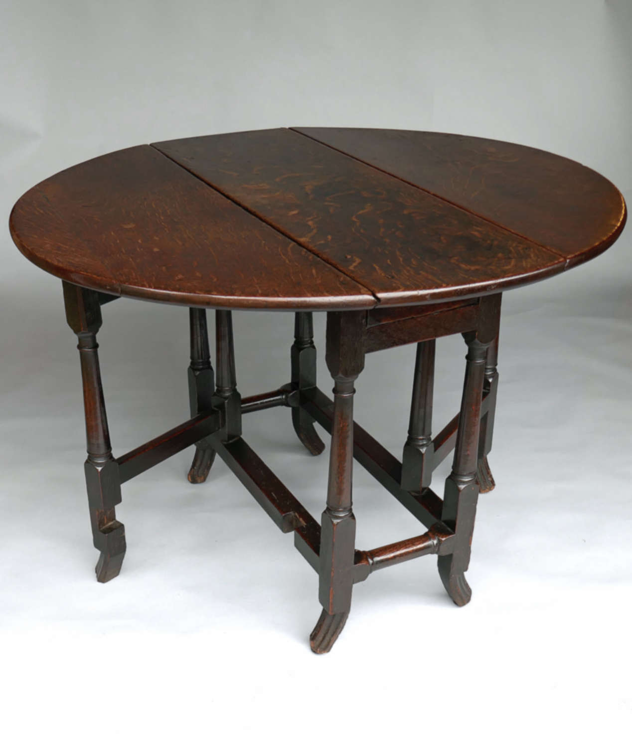 A Superb William & Mary Oak Gateleg Table Of A Small Size . English
