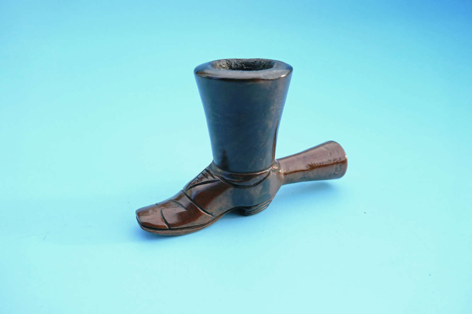 Antique Treen Early 19thc Boxwood & Walnut Pipe In The Form Of A Boot.