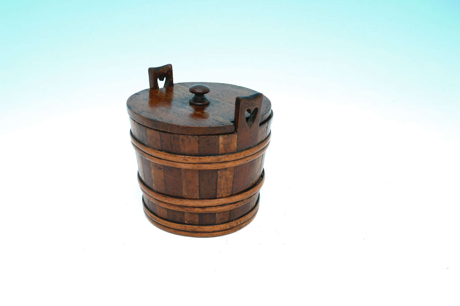 Antique Treen 19thc Lidded Banded Barrel With Heart Decoration.