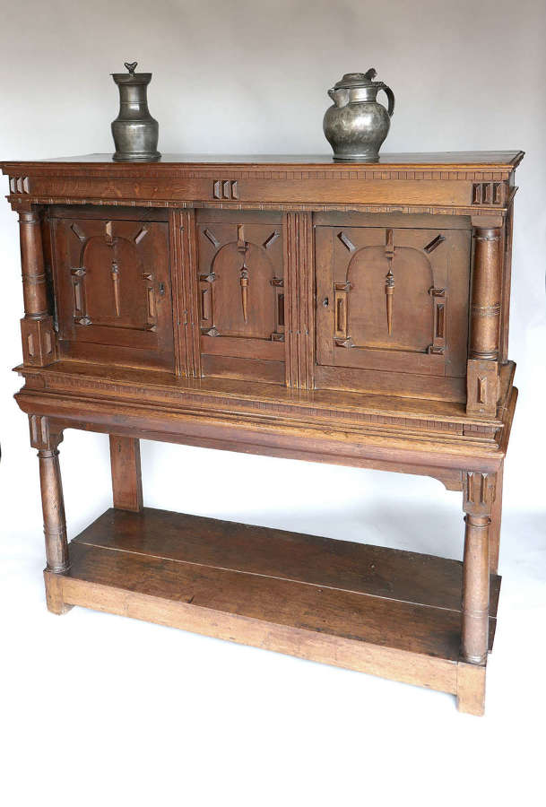 Antique Period Furniture 17thc Charles 1 Oak Livery Cupboard. C1620.