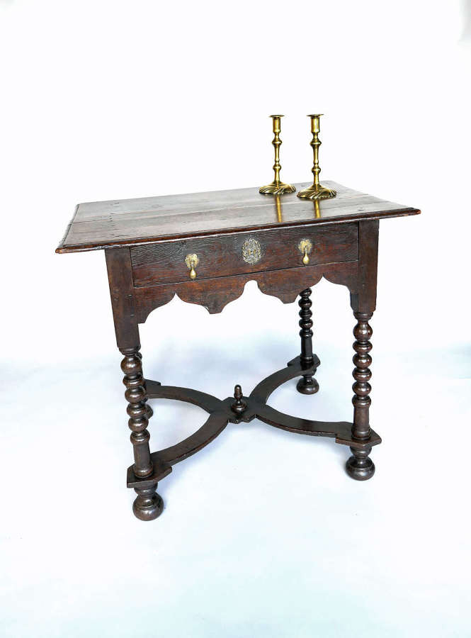 17thc Oak Furniture Charles 11 Side Table With Turned Bobbin Legs