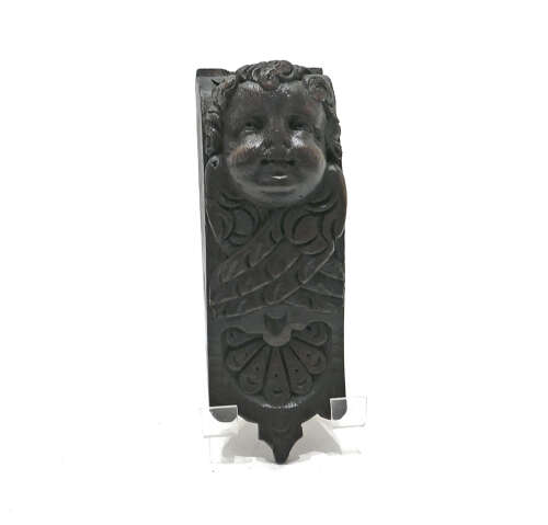 Antique Early Oak Carving 17thc Winged Cherub Applique. Flemish C1660-80.